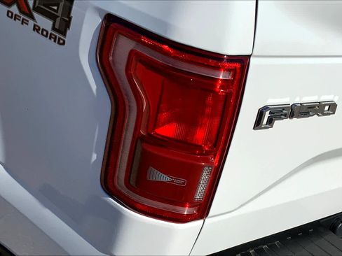 Used 2017 Ford F150 Lariat w/ Equipment Group 502A Luxury image 28