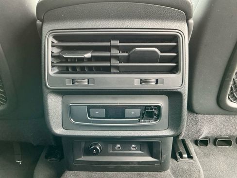 Used 2024 Audi Q7 3.0T Premium Plus image 20