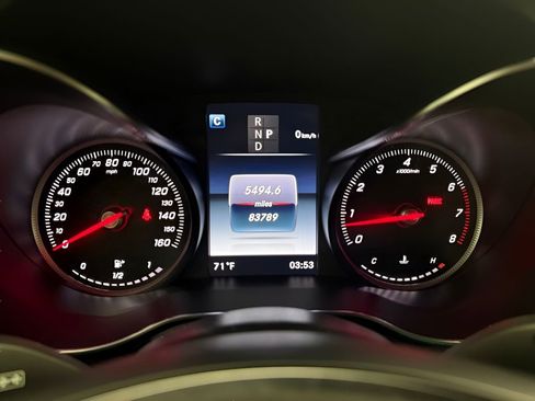 Used 2018 Mercedes-Benz GLC 300 4MATIC image 22