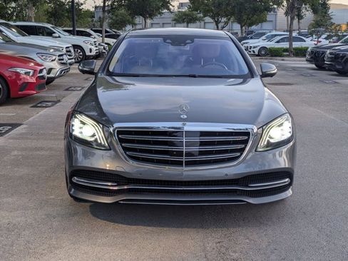Used 2019 Mercedes-Benz S 560 Sedan image 2