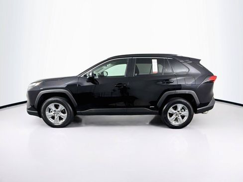 Certified 2025 Toyota RAV4 LE AWD/4WD image 13