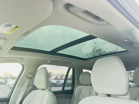 New 2026 Volvo XC90 B6 Ultra image 24