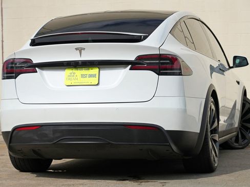 Used 2023 Tesla Model X AWD/4WD image 5