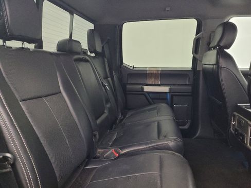 Used 2020 Ford F150 Lariat image 19