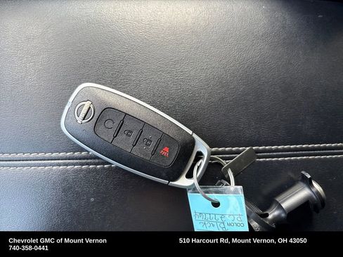 Used 2023 Nissan Pathfinder SV FWD image 28