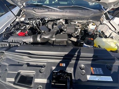 Certified 2022 Ford F250 XL w/ Power Equipment Group image 9