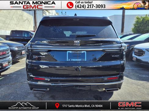 Certified 2025 Buick Enclave Avenir w/ Super Cruise Package AWD/4WD image 23