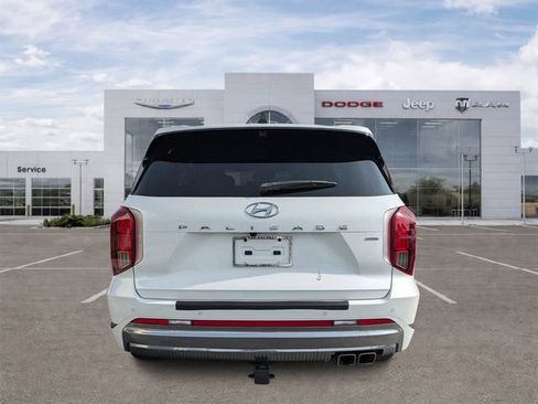 Used 2023 Hyundai Palisade Calligraphy AWD/4WD image 4