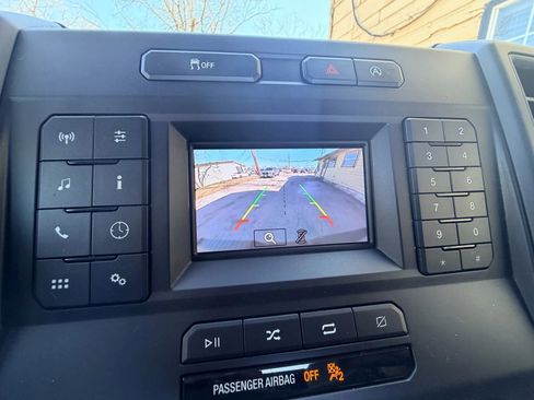 Used 2018 Ford F150 XL w/ Equipment Group 101A Mid image 12