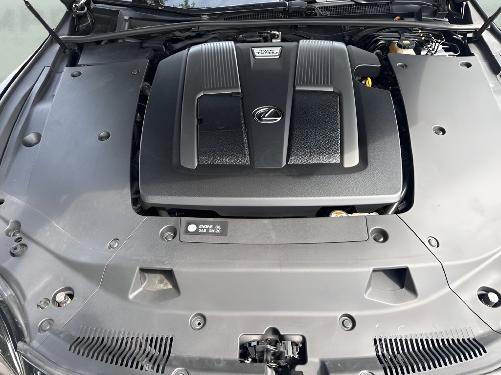 Used 2018 Lexus LS 500 w/ Interior Upgrade Package RWD image 33