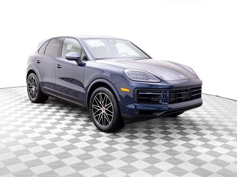 New 2026 Porsche Cayenne image 6
