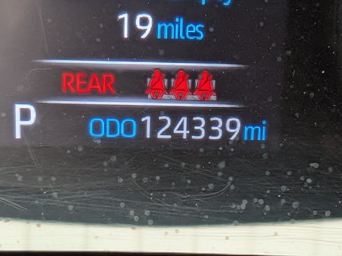 Used 2019 Toyota RAV4 XLE Premium FWD image 25