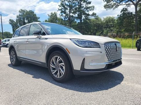 Used 2024 Lincoln Corsair FWD w/ Equipment Group 101A image 1