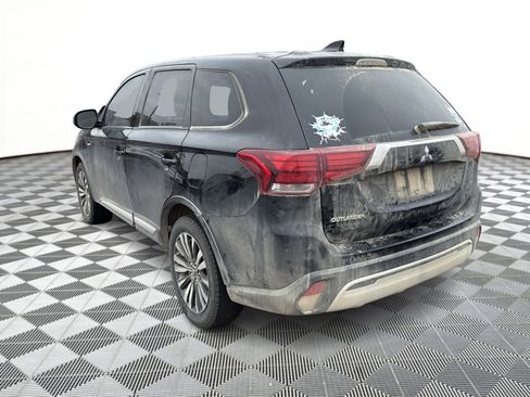 Used 2020 Mitsubishi Outlander ES image 3