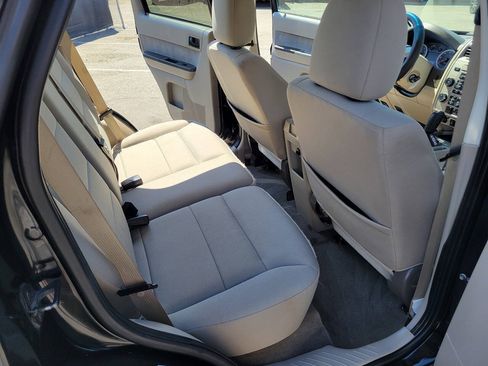 Used 2010 Ford Escape XLT FWD image 17