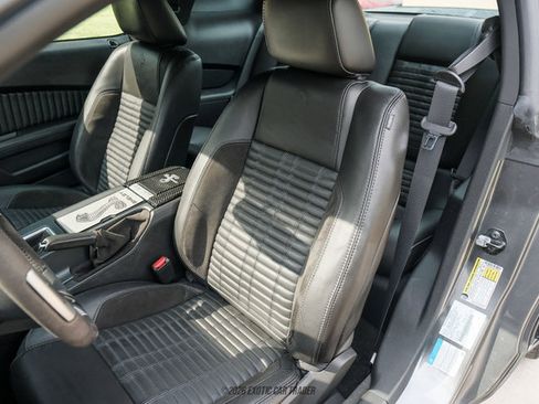 Used 2010 Ford Mustang Shelby GT500 RWD image 24