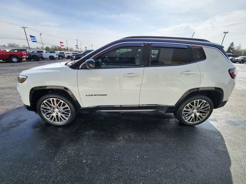 Used 2024 Jeep Compass Limited w/ Elite Group AWD/4WD image 6