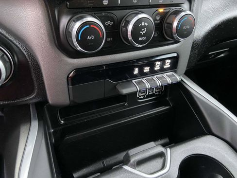 Used 2022 RAM 1500 Big Horn image 13