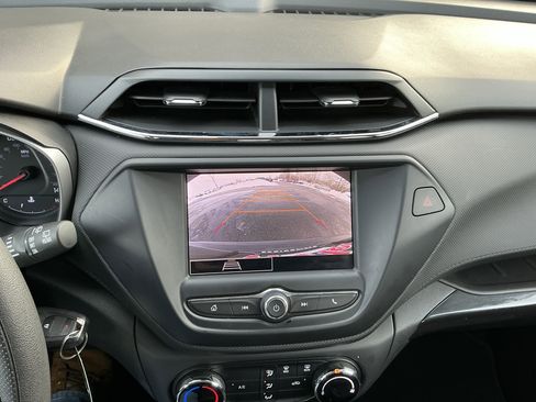 Used 2023 Chevrolet TrailBlazer LS image 10