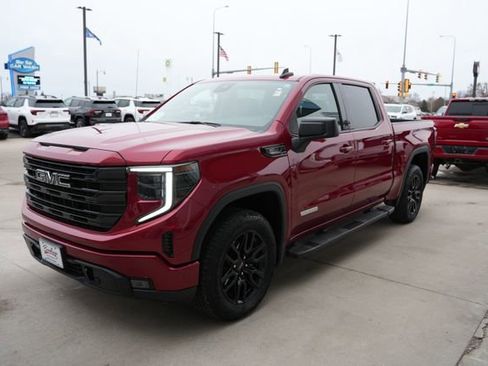 Used 2024 GMC Sierra 1500 Elevation image 29