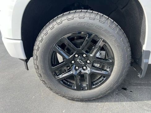 New 2026 Chevrolet Silverado 1500 RST image 36