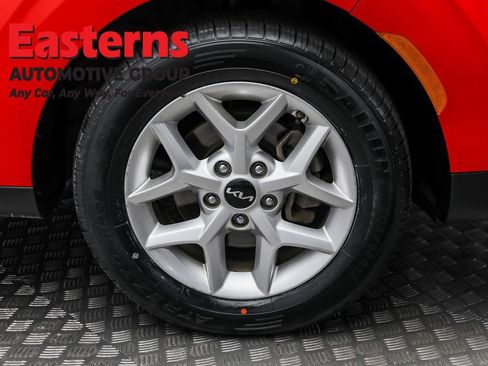 Used 2023 Kia Soul LX w/ Option Group 015 image 31