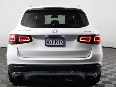 Used 2021 Mercedes-Benz GLC 300 4MATIC image 5