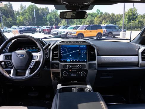Used 2022 Ford F450 Platinum w/ FX4 Off-Road Package AWD/4WD image 42