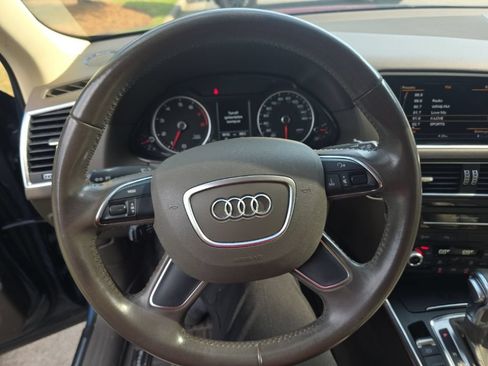 Used 2016 Audi Q5 2.0T Premium Plus w/ Technology Package AWD/4WD image 3