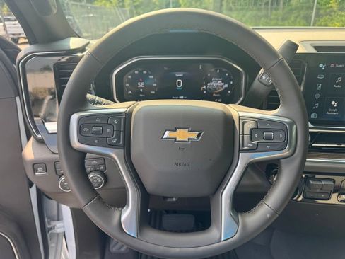 New 2026 Chevrolet Silverado 2500 LT w/ Convenience Package AWD/4WD image 14