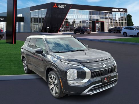 New 2025 Mitsubishi Outlander AWD image 4