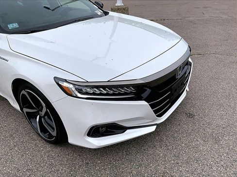 Used 2022 Honda Accord Sport image 8