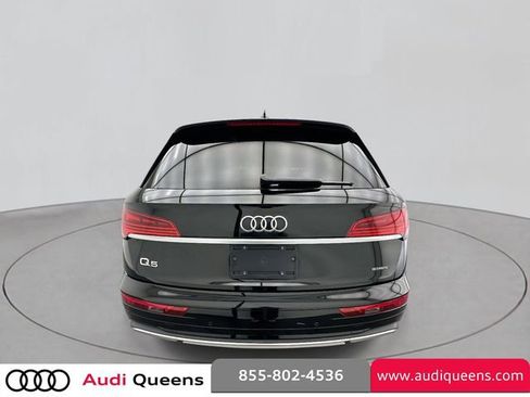 Used 2023 Audi Q5 2.0T Premium w/ Convenience Package image 3