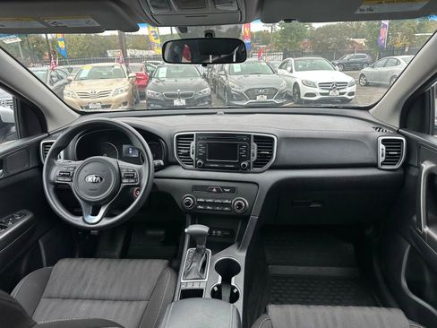 Used 2017 Kia Sportage LX image 22