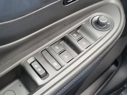 Used 2022 Buick Encore Preferred w/ Safety Package FWD image 15
