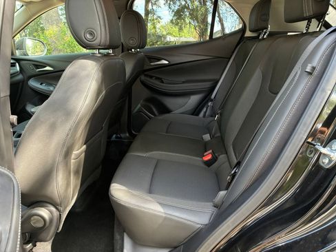 Used 2025 Buick Encore GX Preferred FWD image 38