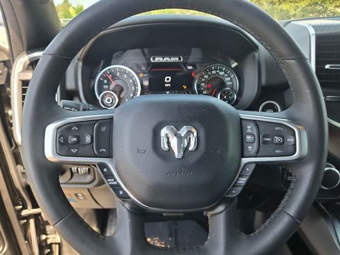 Used 2025 RAM 1500 Big Horn AWD/4WD image 22