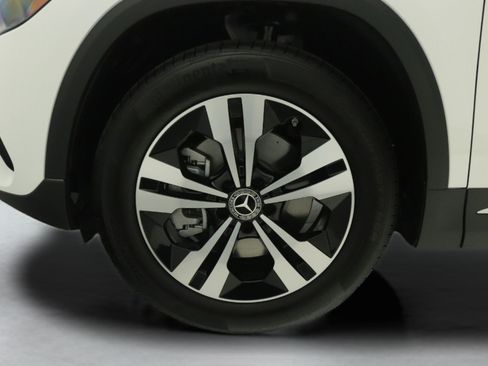 New 2026 Mercedes-Benz GLA 250 image 10