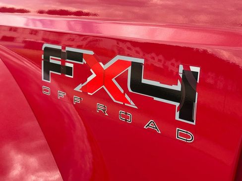 Used 2011 Ford F350 Lariat w/ Lariat Interior Pkg image 6