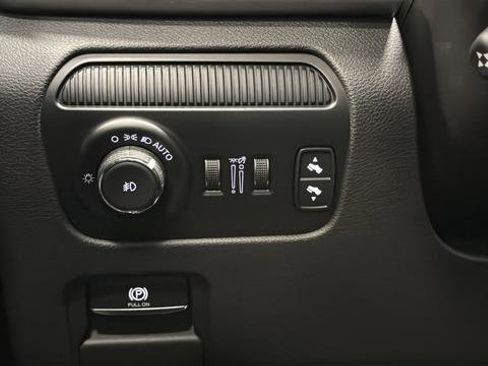 Used 2022 Jeep Wagoneer Series III image 28