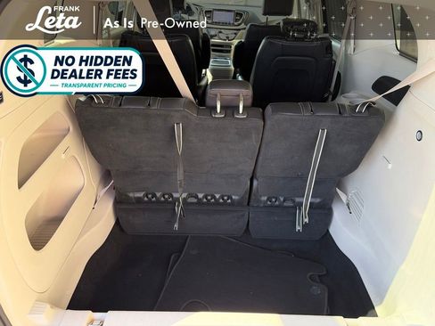 Used 2022 Chrysler Pacifica Touring-L FWD image 27