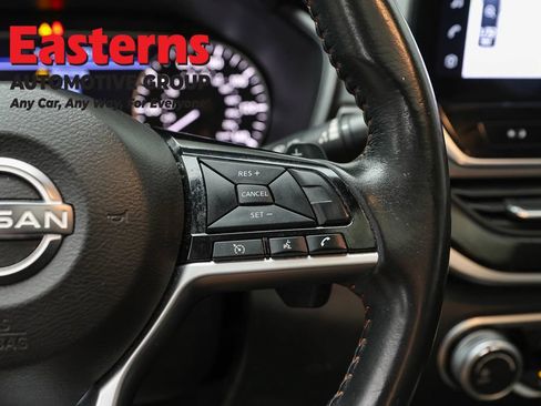 Used 2023 Nissan Altima 2.5 SR w/ SR Premium Package FWD image 16