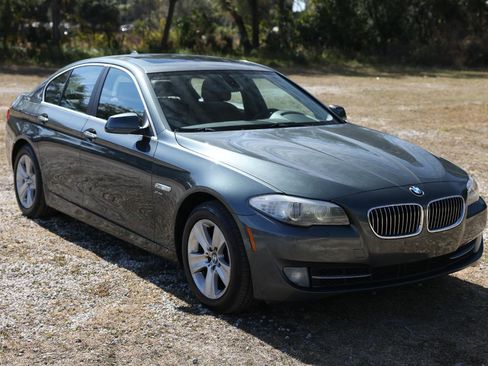 Used 2012 BMW 528i xDrive Sedan image 15