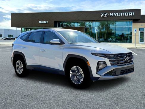 New 2026 Hyundai Tucson Blue SE w/ Tow & Go Package AWD/4WD image 10
