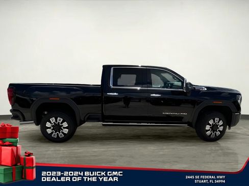 New 2025 GMC Sierra 2500 Denali w/ Denali Reserve Package image 6
