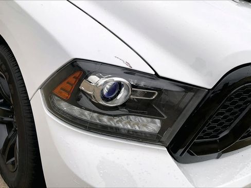 Used 2018 RAM 1500 Sport image 22