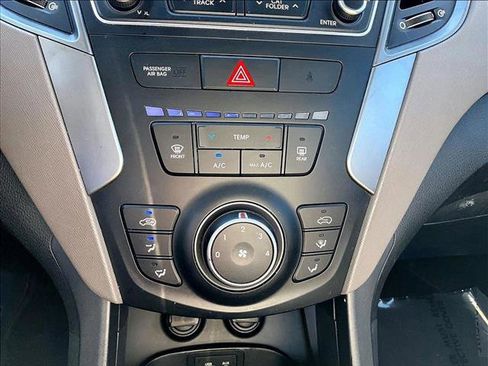 Used 2017 Hyundai Santa Fe Sport image 20