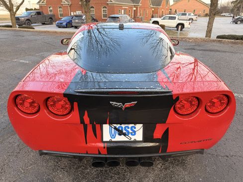 Used 2005 Chevrolet Corvette Coupe w/ Preferred Equipment Group image 4