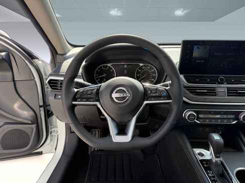 New 2025 Nissan Altima 2.5 SV w/ SV Premium Package image 27