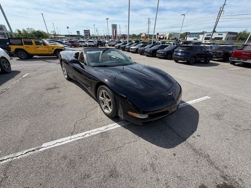 Used 2002 Chevrolet Corvette Convertible w/ Preferred Equipment Group2 image 7